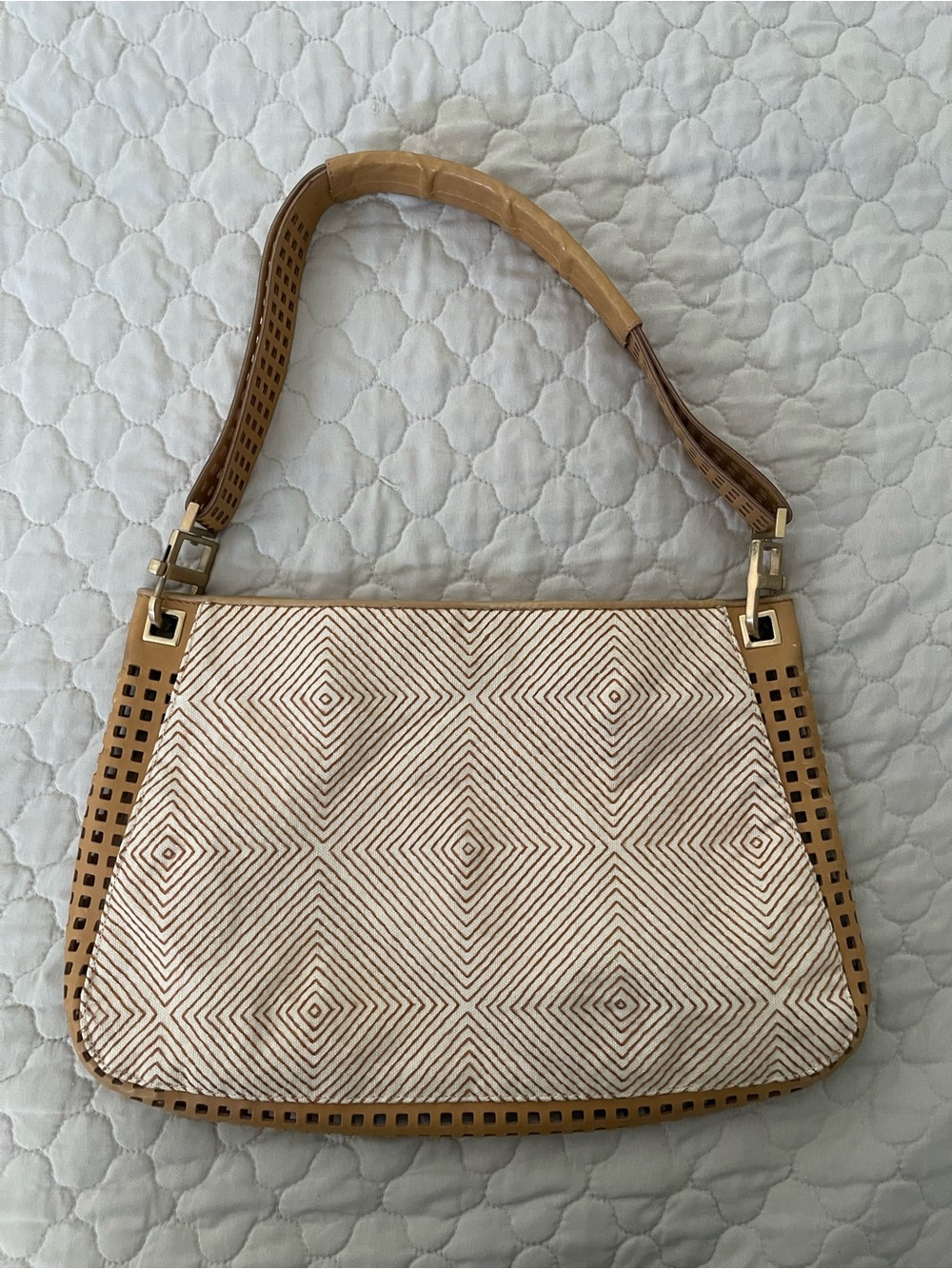 Bottega Veneta
Intrecciato Shoulder Bag